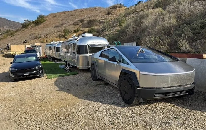 Evacuating LA Fires w/ Our Cybertruck & Starlink
