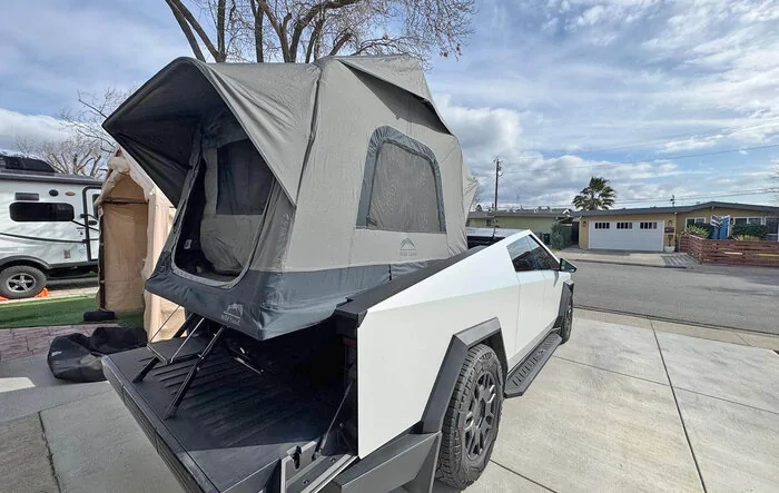 Cyber Tent Style - Using RTT mounted in truck bed