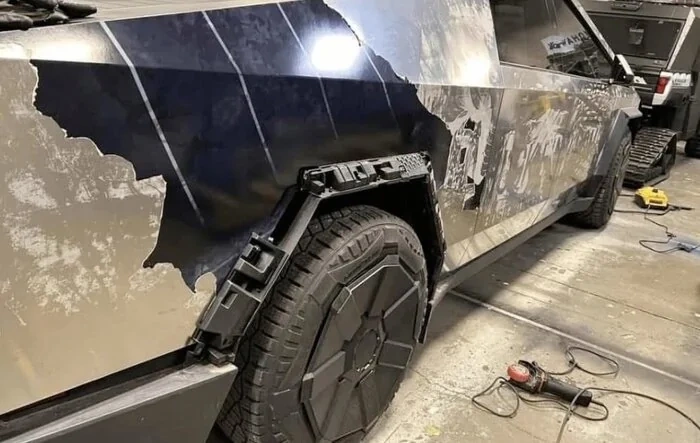 Unwrapping a Cybertruck - removing a PPF wrap