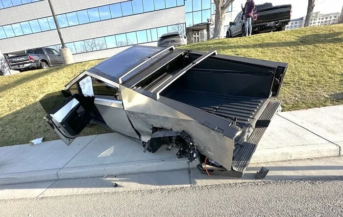 Cybertruck T-boned by drunk driver going 60mph, but father and daughter saved