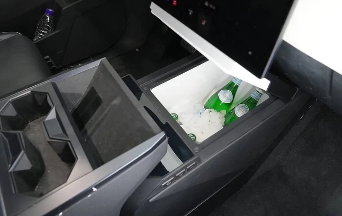 Cybertruck Compressor Cooler - Detailed Photos released [Cybergear]