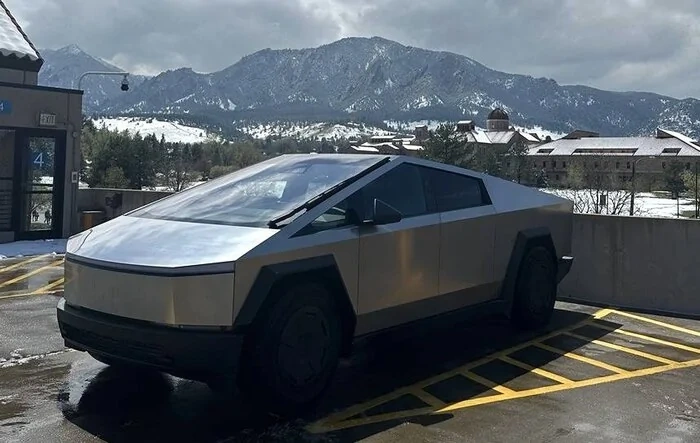My Cybertruck Rockies Photos. Post Your Mountain Pics