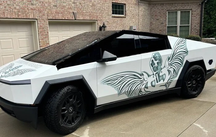 🎁 Foronetry Giveaway: Show Your Cybertruck Wrap Color and Pattern
