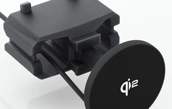 Dashboard MagSafe charger by TWRAPS