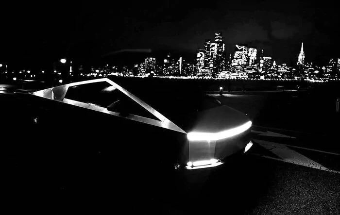 🎁 Foronetry Giveaway Contest: Show Off Your Stunning Cybertruck at Night! 🌙