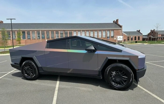 Magic Flame Splendid Gray PPF Wrap is 2 styles in 1 on Cybertruck