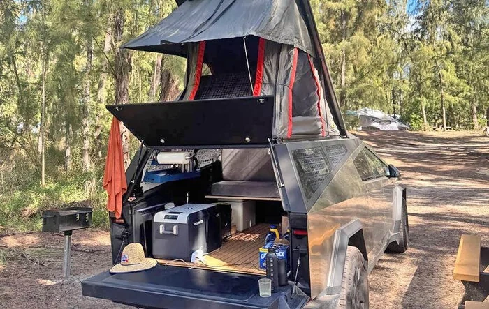 Living in the Cybercamper!
