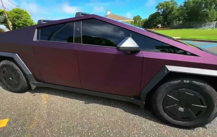 TWRAPS Satin Black Magic Purple PPF wrap