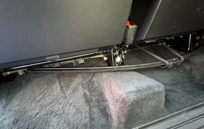 Storing a spare BAW (windshield wiper) onboard - solution (update: maybe not)