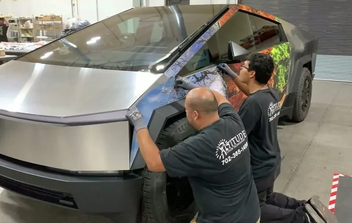 Install Video of 4 Seasons Graphics Magnetic Wrap [CybertruckCovers]