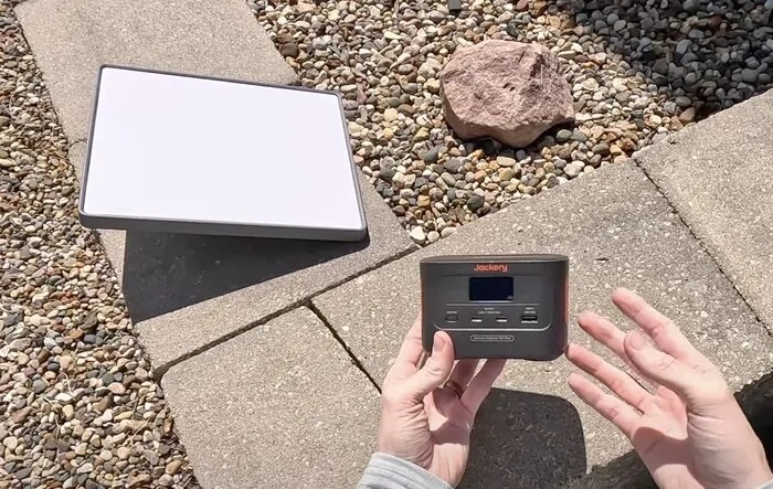 Using Jackery Explorer 100 Power Bank to power Starlink Mini from Cybertruck's USB