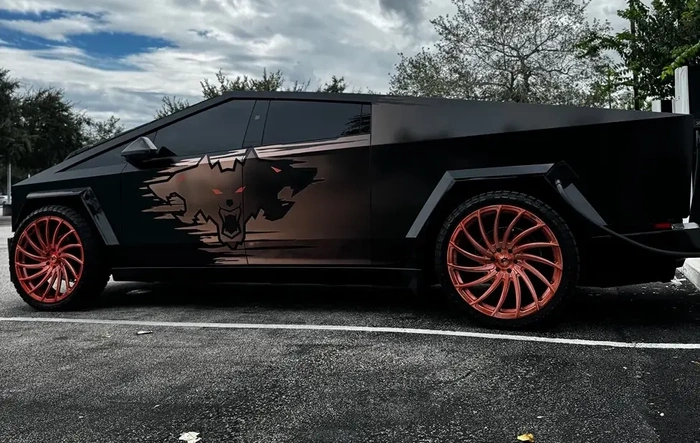 Beautiful CyberBeast out in the wild!!!
