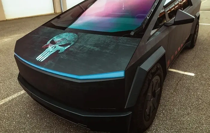 She’s wrapped! (Custom graphics design wrap)