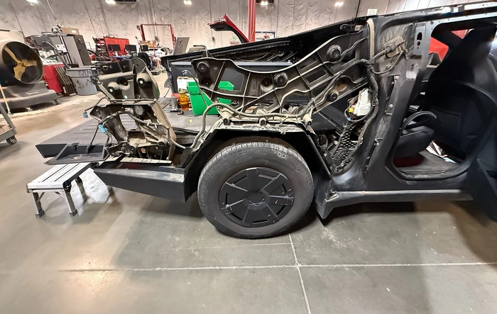 Loose rear passenger-side quarter panel replacement