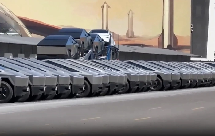 SpaceX Starbase's Cybertruck fleet now over 250 trucks!