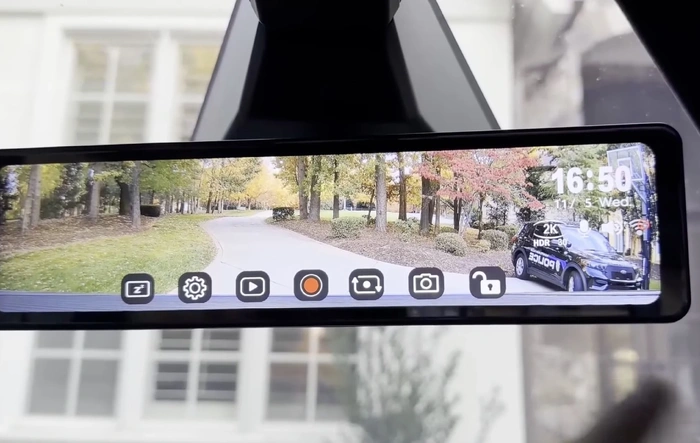11" Streaming Rearview Mirror Review