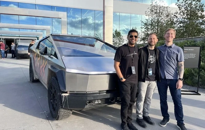 Cybertruck Vehicle Program Manager (Siddhant Awasthi) leaves Tesla
