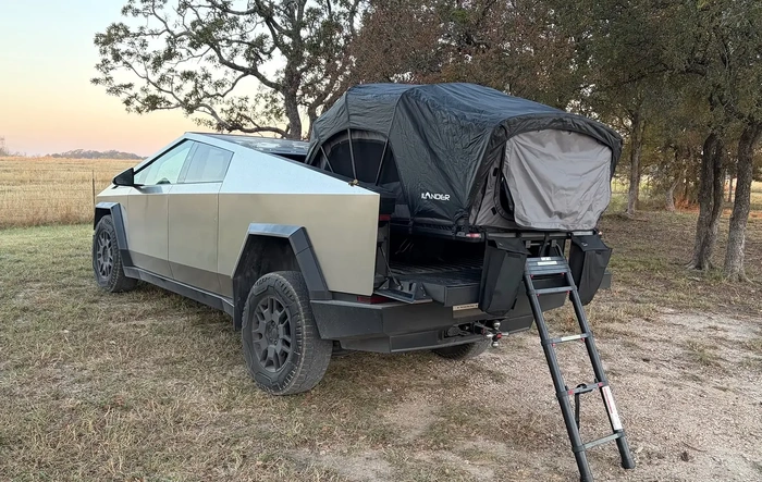 Truck bed tent solution w/ custom tent mount