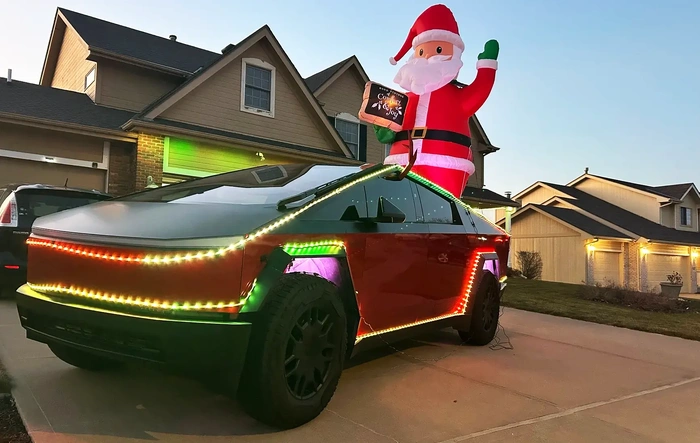 Anyone else light up their Cybertruck for Christmas?