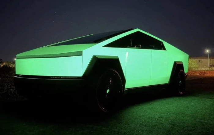 DIY Glow-in-the-Dark PPF Wrap for the Tesla Cybertruck