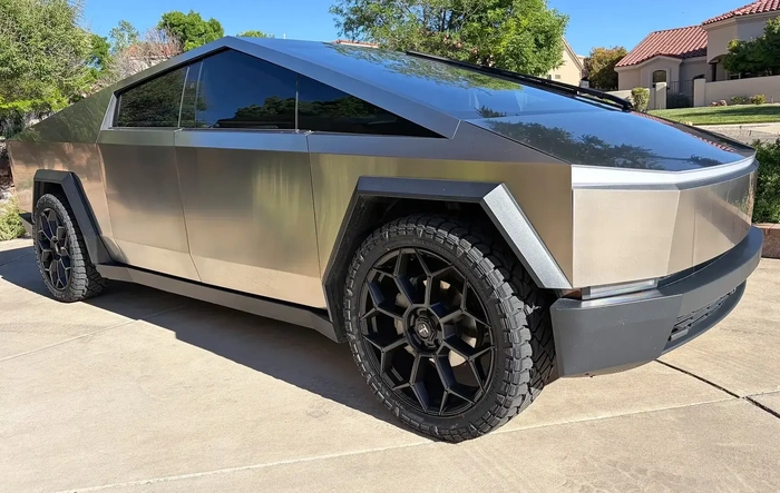 New TC8 24" Cybertruck Hex Wheels from T Sportline