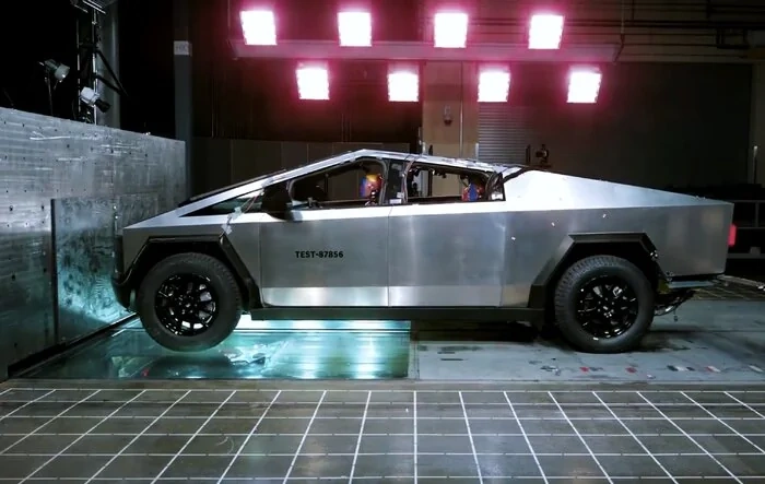 Cybertruck Crash Test Video Released by Tesla! 💥