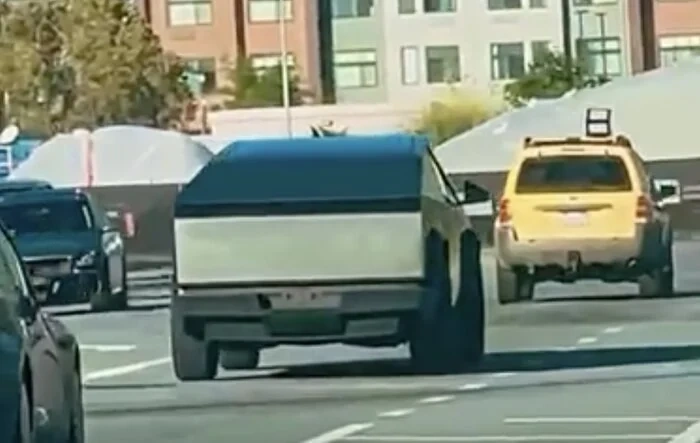 Cybertruck spotted driving in CA (4/20/23) - follow footage video!