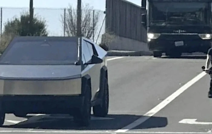 Different Angles of Cybertruck on Fremont Streets (04/25/2023)