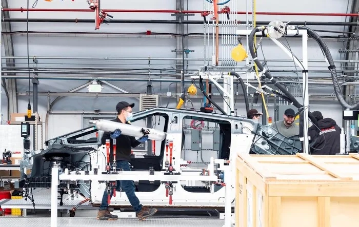 💬 Cybertruck production starting next week (month of June) confirmed by Tesla manufacturing engineer at Automate trade show