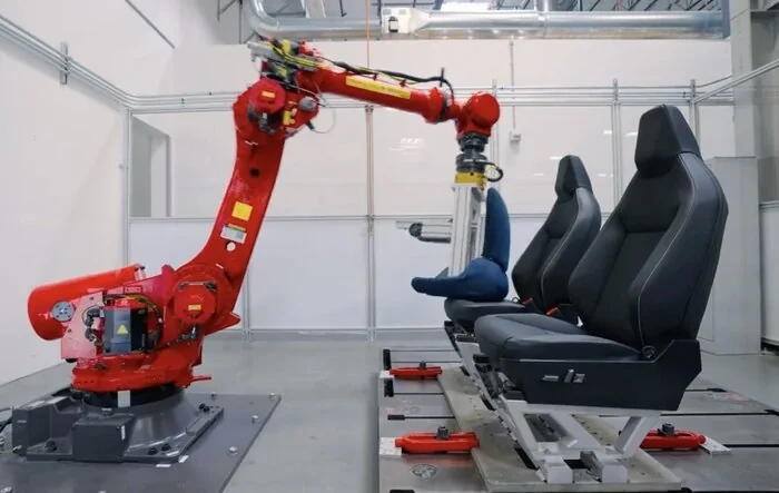 Cybertruck Front Seats Sneak Peek Video From Tesla's Testing Process 🍑