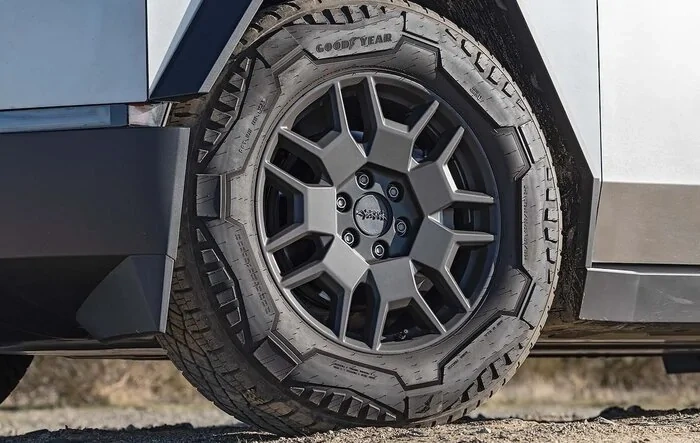 Tire life / longevity for Cybertruck? Post yours
