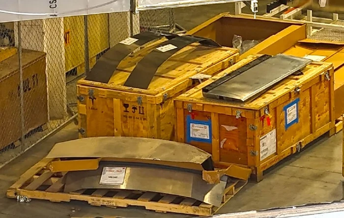 Cybertruck Frunk is made from 2-pieces (first photos)