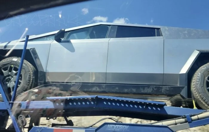 Cybertrucks Production Candidate Builds (7XX) Spotted On Road From GFTX