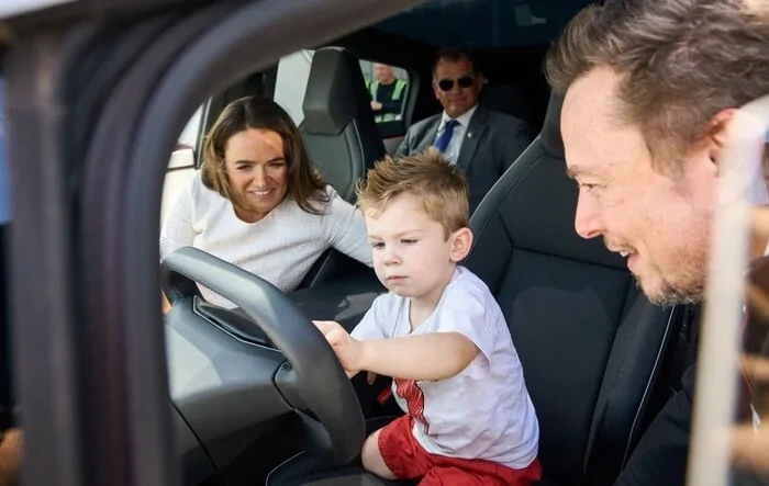 Musk shows Cybertruck to Hungarian president Katalin Novak at Giga Texas' completed new entrance