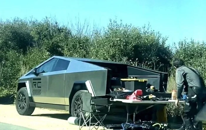 Cybertruck tailgating w/ pics of tailgate down, bed rails, bed floor, etc.