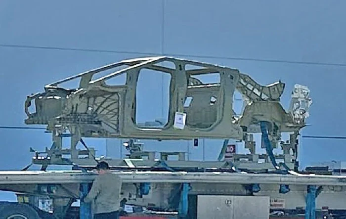 Cybertruck frame / casting / chassis / body structure in plain sight outside Giga Texas 🧐
