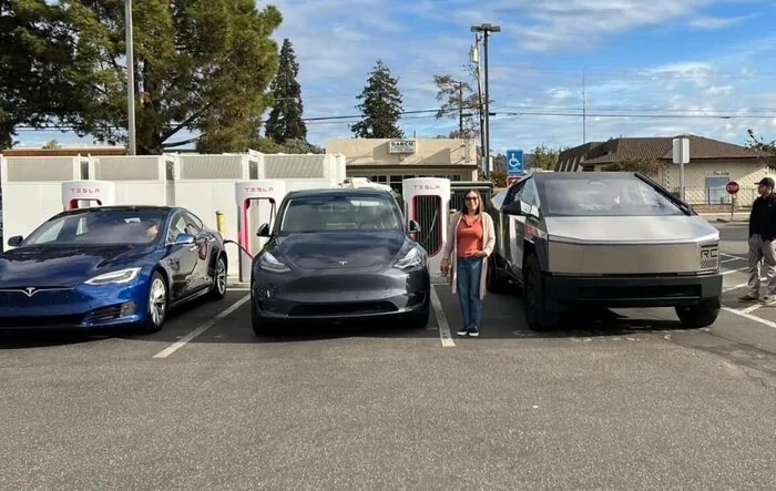 Cybertruck size vs. Model Y and S (spotted at supercharger together)
