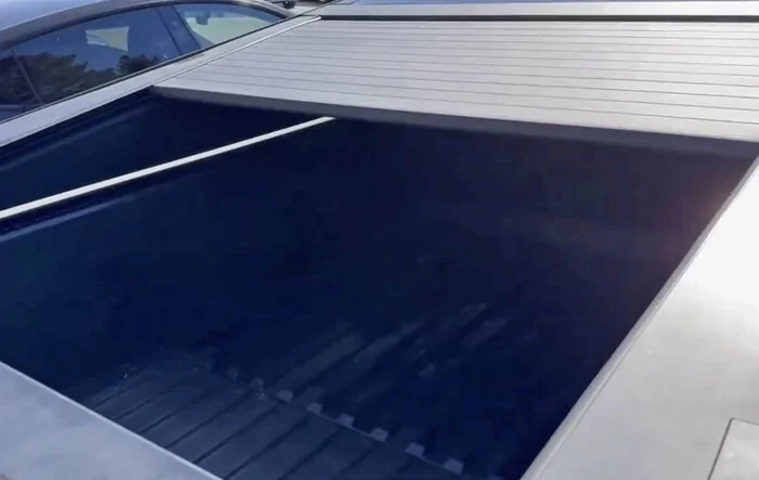 Video: Cybertruck tonneau cover opening, bed lighting, and tailgate dropping