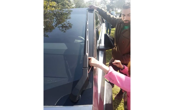 Windshield Wiper length measured vs longest standard wiper available