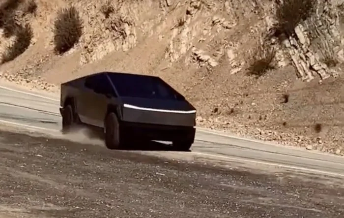 Cybertruck spotted on mountain canyon run. Check out that turning radius