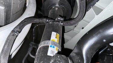 uspension-components-bilstein-and-v0-00qjdsxk03fc1.jpg