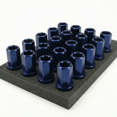 lug_nuts_pack_blue_v3-png.png