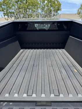 Tesla Cybertruck Dual AWD Cybertruck ($59K) Demo drive review & photos {filename}